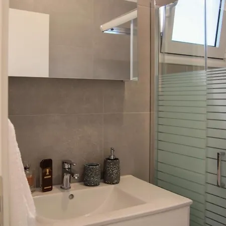 Stegna Sunny Beach- Up Floor בית נופש ארכאנגלוס